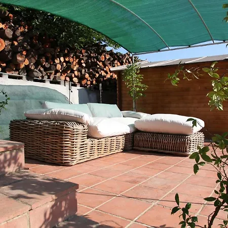 Cabanyes Lodge